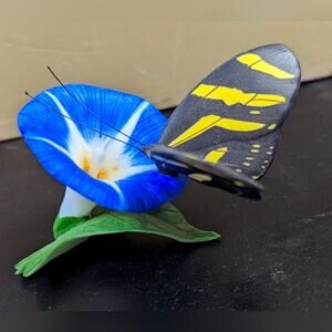 Franklin Mint Butterflies of the World Zebra Longwing Porcelain Figurine